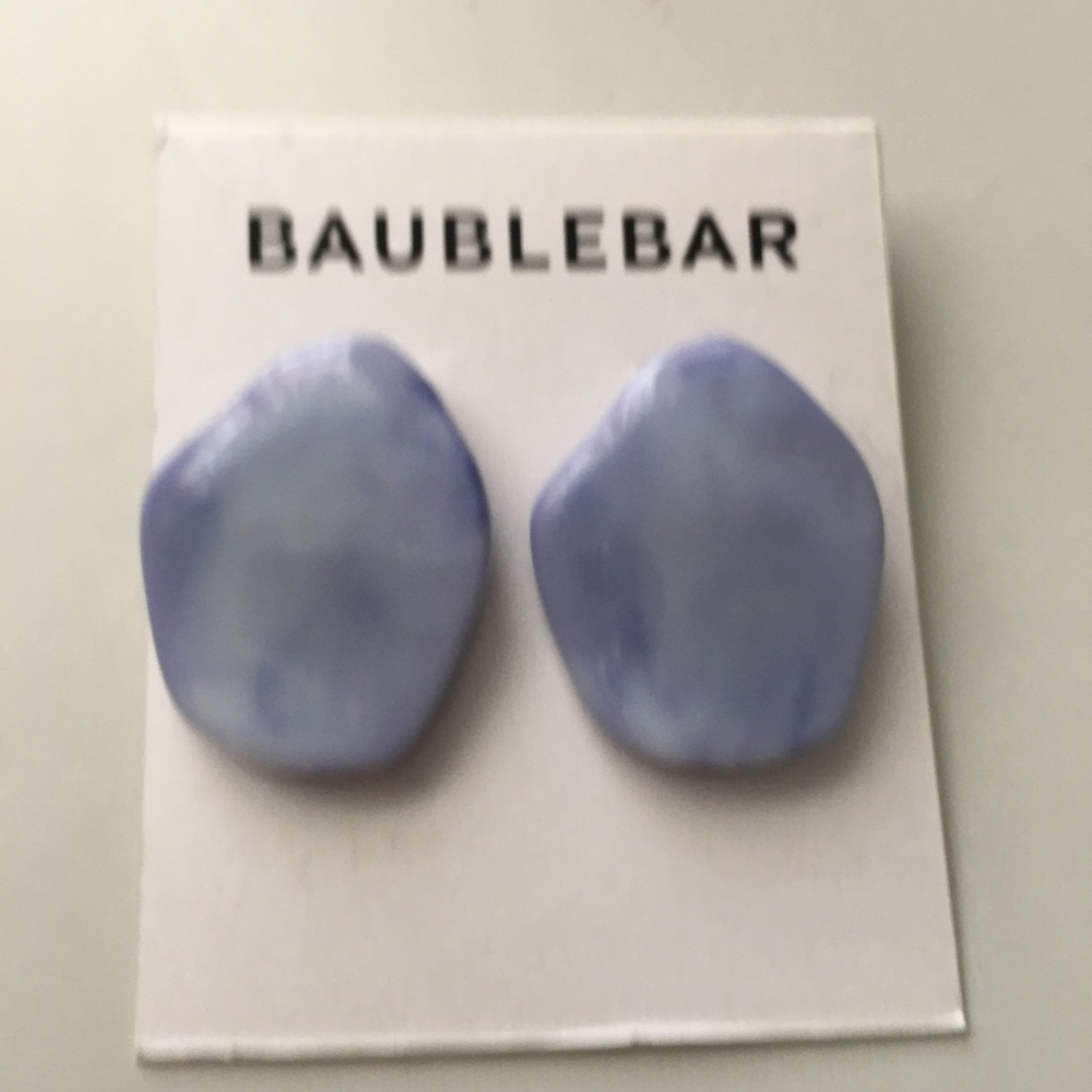 BaubleBar Hyperion Resin Button Stud Earrings Light Bluish Purple. NOC No tag